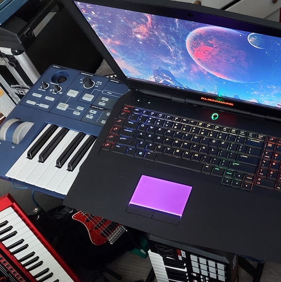 🔥 🎹 🎼🎶z1ze🔥 - Picture 3 of 16